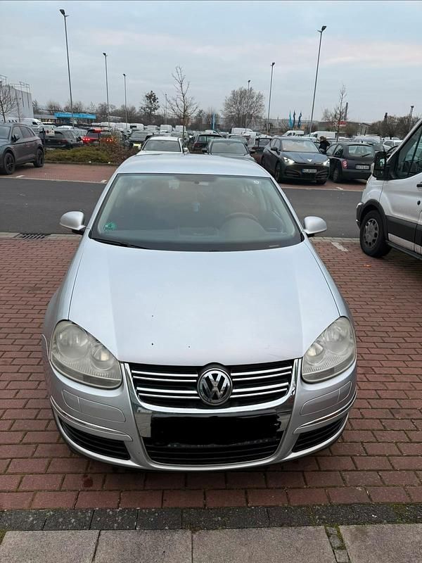 Gebraucht 2006 VW Jetta Limousine | 2.500 € (Etwas zu teuer) - Bild 1/4