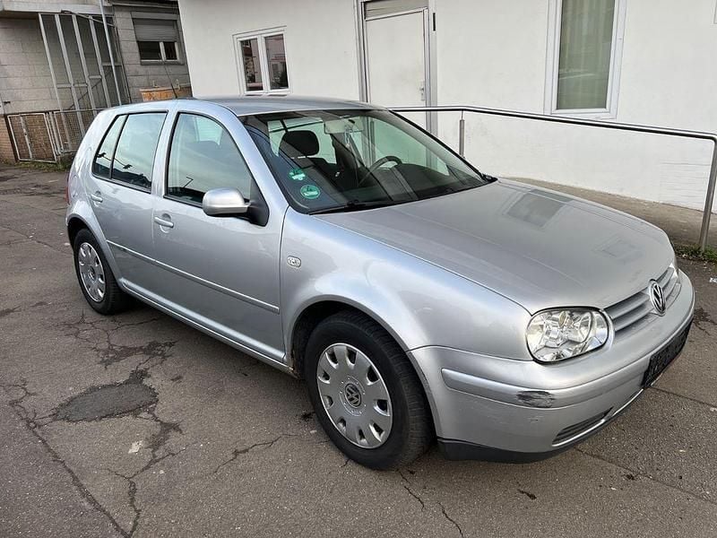 Gebraucht VW Golf IV 102 PS (75 kW) 2003 Limousine