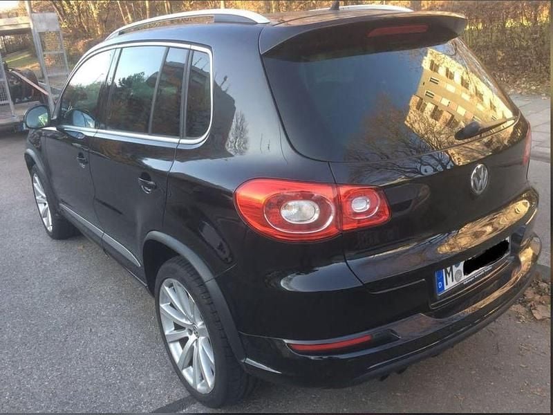 Gebraucht VW Tiguan R-line 150 PS (110 kW) 2010 Schwarz SUV