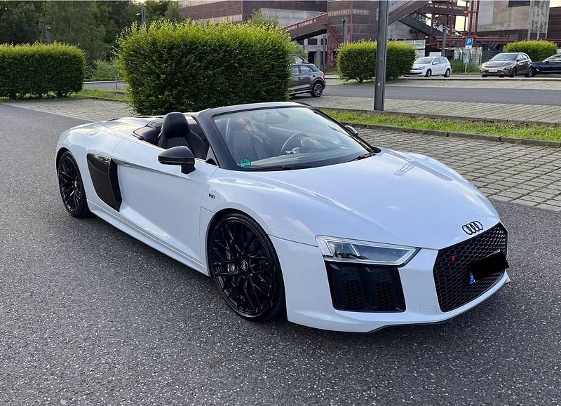 Weiß Gebraucht 2017 Audi R8 Spyder Advanced Cabrio | 99.900 € (Guter Preis) - Bild 1/4