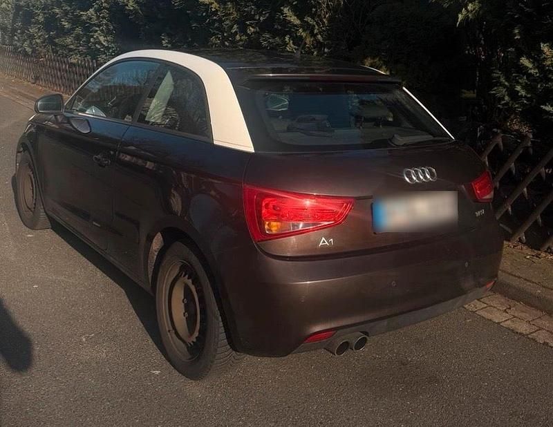 Gebraucht Audi A1 122 PS (89 kW) 2011 Braun Kleinwagen