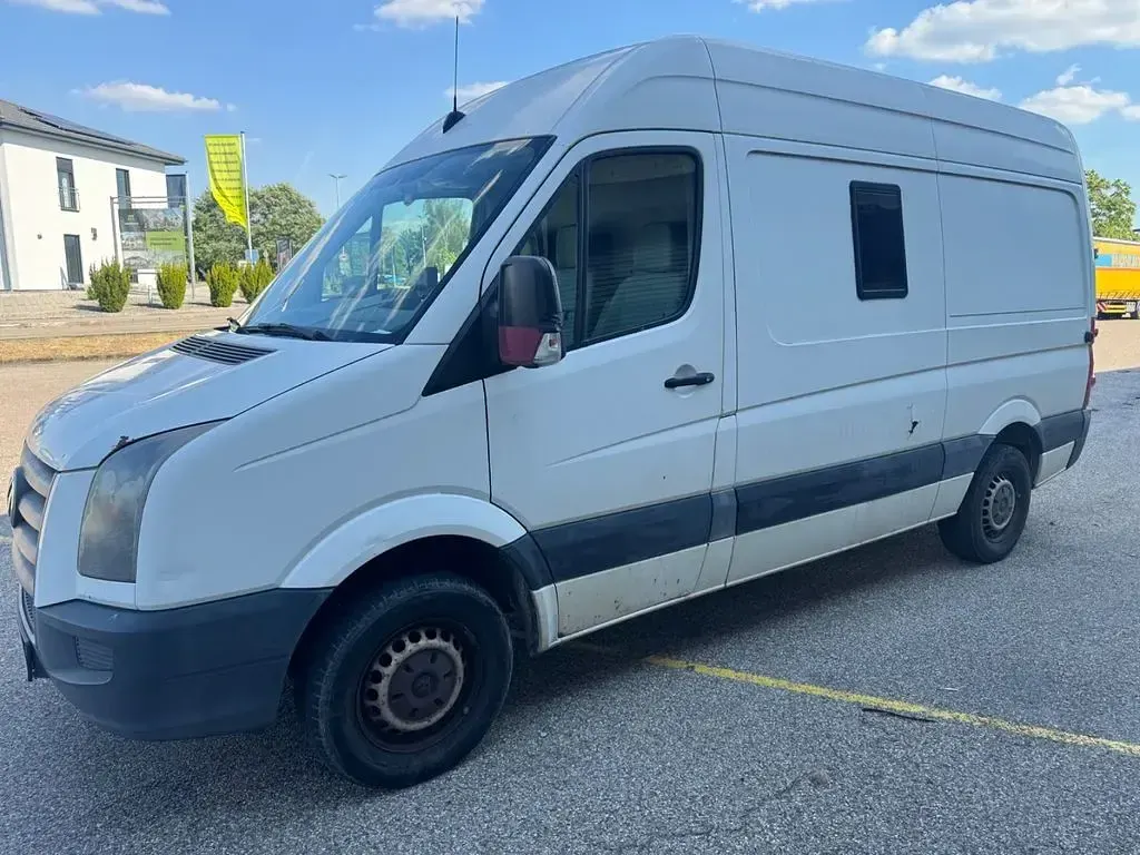 Gebraucht VW Crafter 136 PS (100 kW) 2009 Grau Van