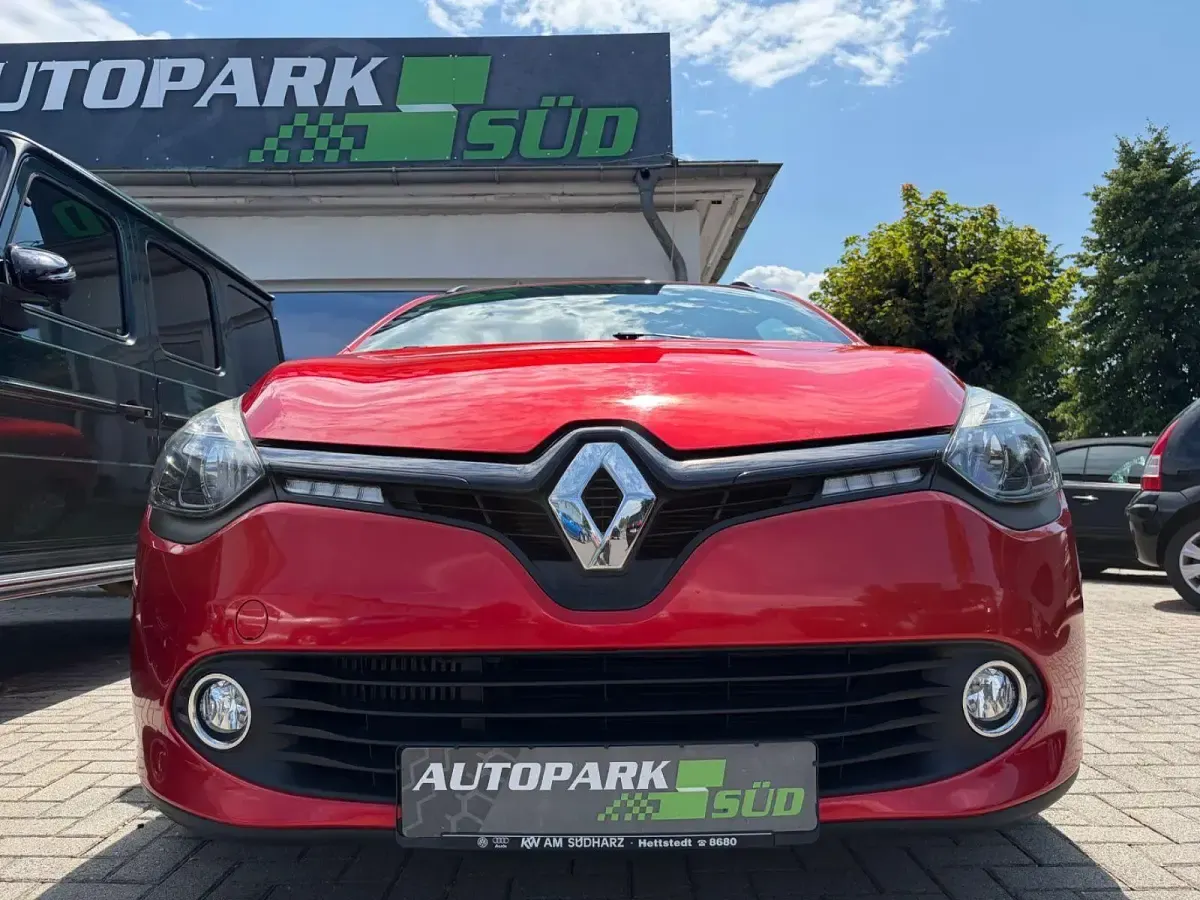 Gebraucht Renault Clio GrandTour Expression 90 PS (66 kW) 2013 Rot Kombi