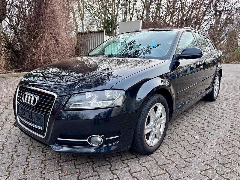 Gebraucht Audi A3 Sportback 125 PS (91 kW) 2011 Schwarz Kleinwagen