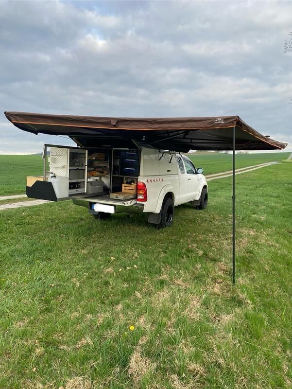 Weiß Gebraucht 2008 Toyota HiLux Abholung | 19.490 € - Bild 1/4