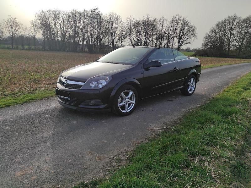 Gebraucht Opel Astra Cabriolet 116 PS (85 kW) 2008 Cabrio