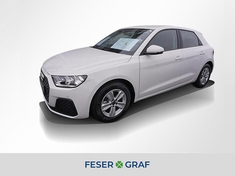 Cortinaweiß Neu 2025 Audi A1 Sportback Kleinwagen | 23.460 € - Bild 1/1