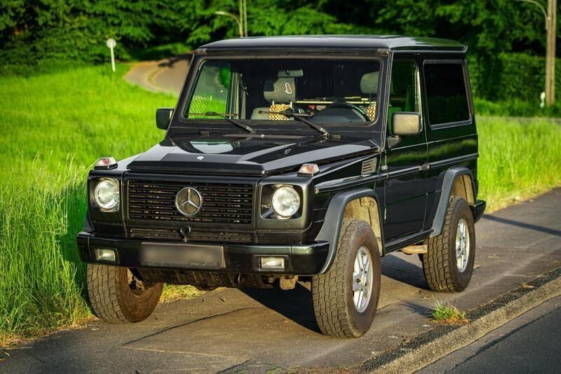 Schwarz Gebraucht 1990 Mercedes G300 SUV | 32.964 € - Bild 1/4