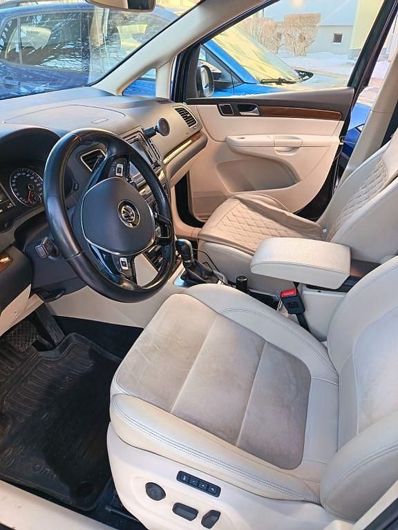 Gebraucht VW Sharan Highline 220 PS (161 kW) 2016 Schwarz Van / Kleinbus