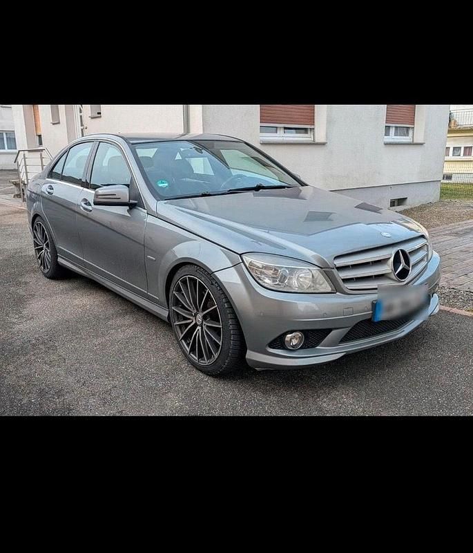 Usata Mercedes C280 241 CV (177 kW) 2009 Grigio Berlina