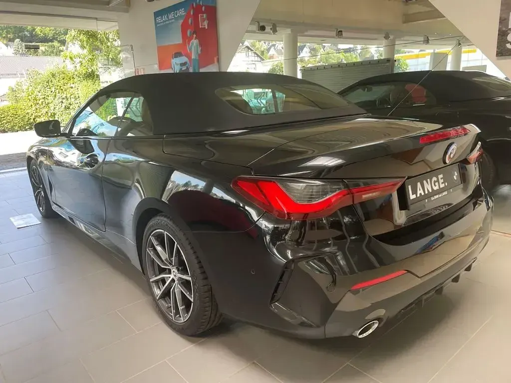 Gebraucht BMW 420 Cabriolet M Sport 190 PS (139 kW) 2022 Schwarz Cabrio