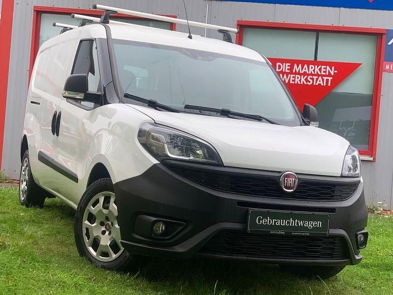Weiß Gebraucht 2019 Fiat Doblò Van / Kleinbus | 9.999 € (Etwas zu teuer) - Bild 1/4