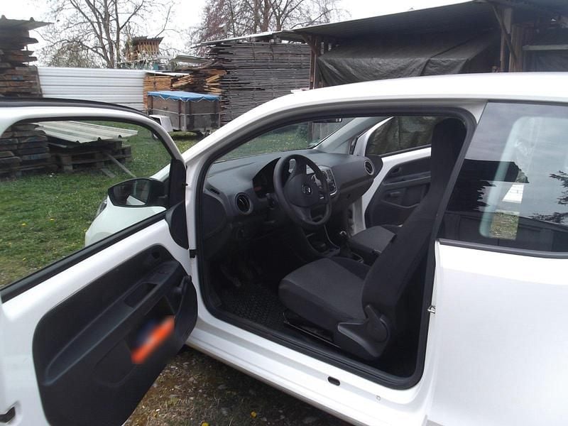 Gebraucht VW up! 60 PS (44 kW) 2017 Weiß Kleinwagen