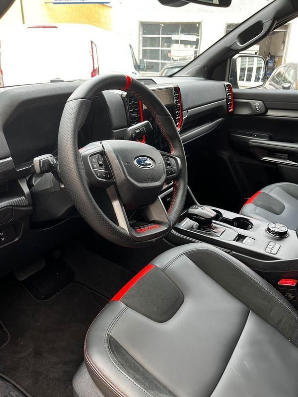 Gebraucht Ford Ranger Raptor 211 PS (155 kW) 2025 Grau Pickup