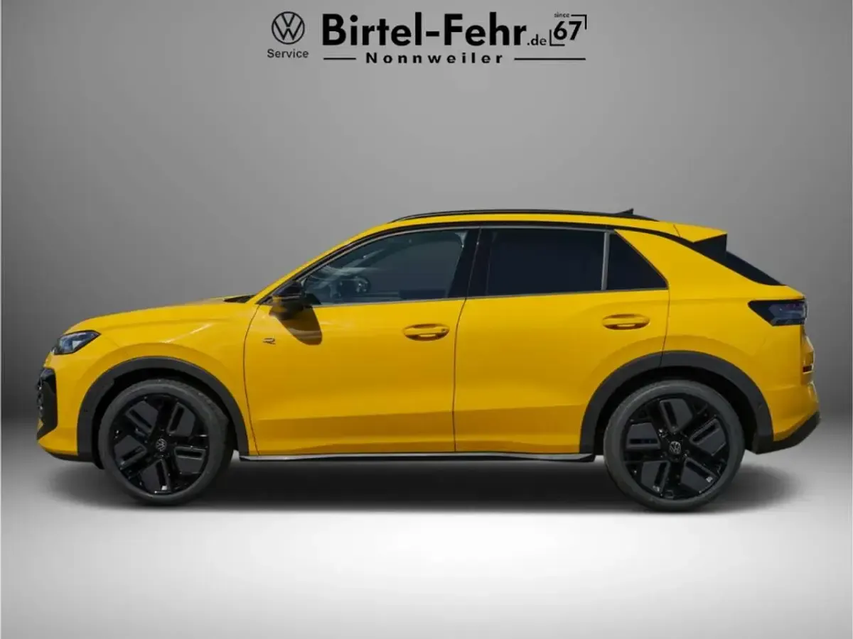 Neu VW T-Roc Cabriolet R-line 150 PS (110 kW) 2026 Gelb SUV