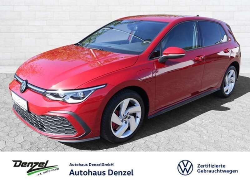 Rot Gebraucht 2021 VW Golf VIII GTE Limousine | 25.940 € (Fairer Preis) - Bild 1/4