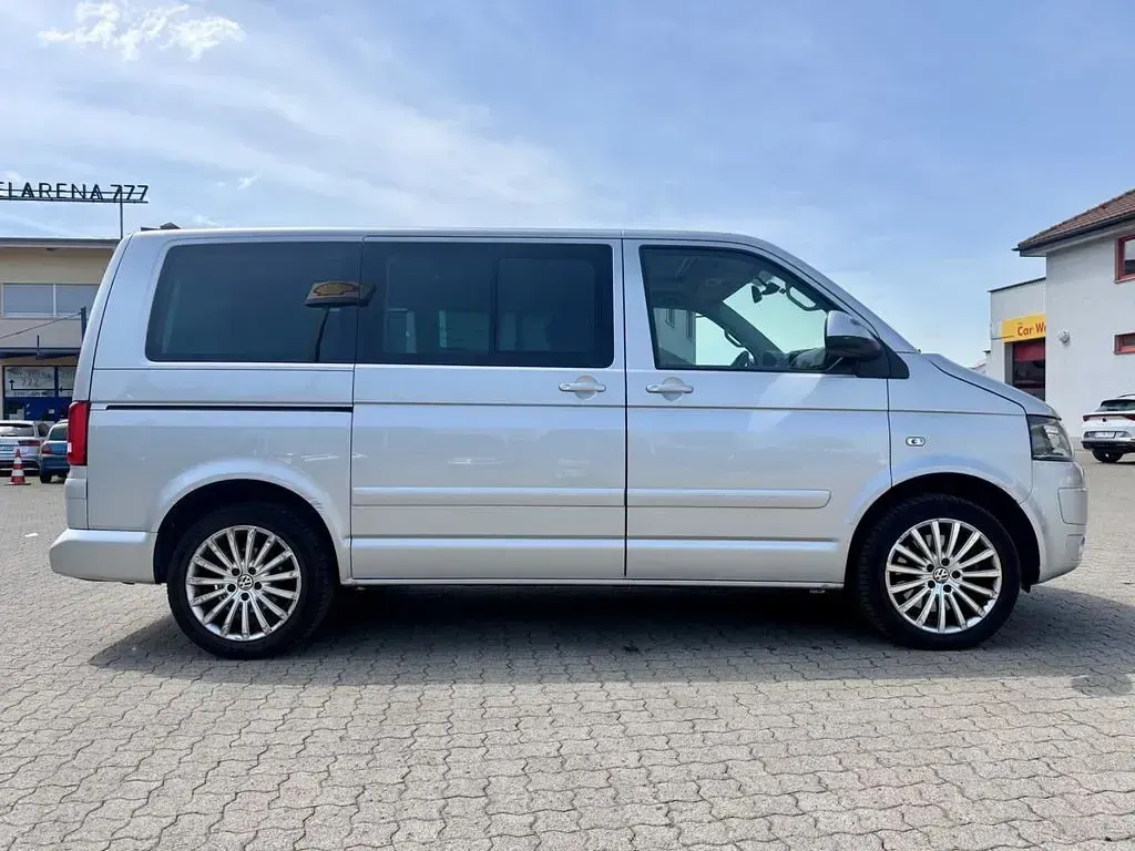 Gebraucht VW Multivan Comfortline 179 PS (131 kW) 2015 Silber Van / Kleinbus
