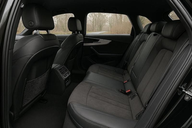 Gebraucht Audi A4 Ambiente 190 PS (139 kW) 2018 Schwarz Kombi