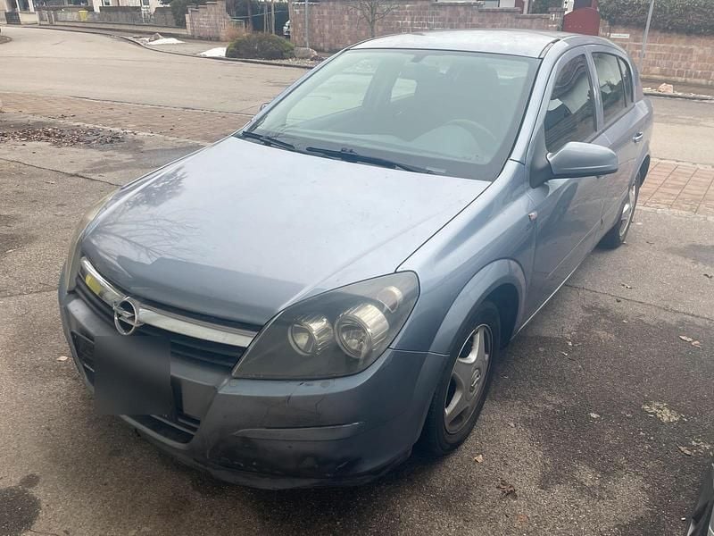 Silber Gebraucht 2005 Opel Astra Limousine | 599 € (Superpreis) - Bild 1/4