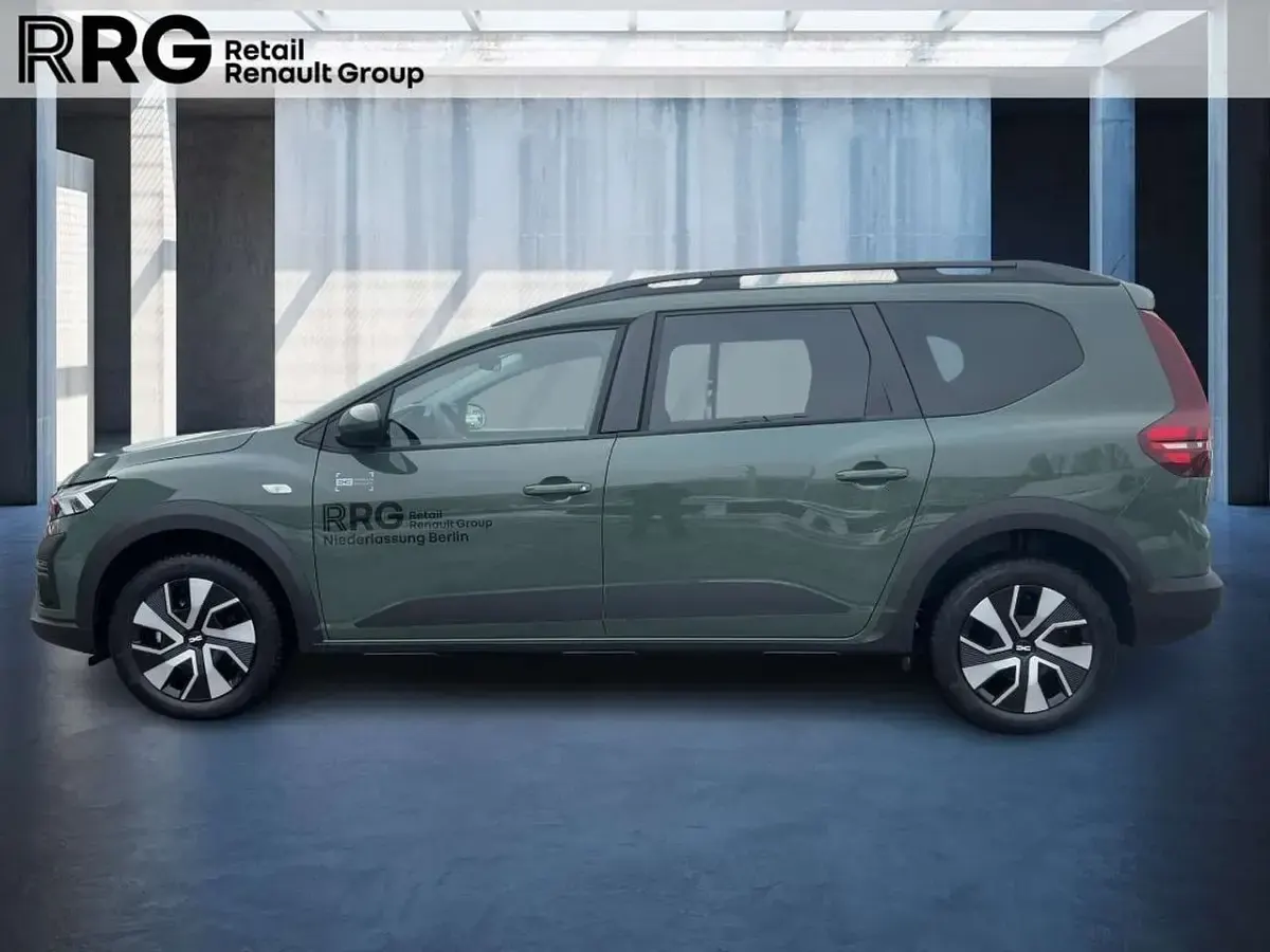 Używany Dacia Jogger Expression 94 KM (69 kW) 2025 Zielony Minivan