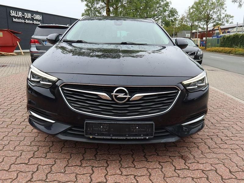 Blau Gebraucht 2017 Opel Insignia Innovation Kombi | 8.250 € (Etwas zu teuer) - Bild 1/4