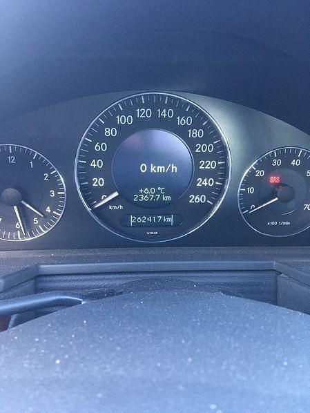 Gebraucht Mercedes E320 224 PS (164 kW) 2003 Schwarz Limousine