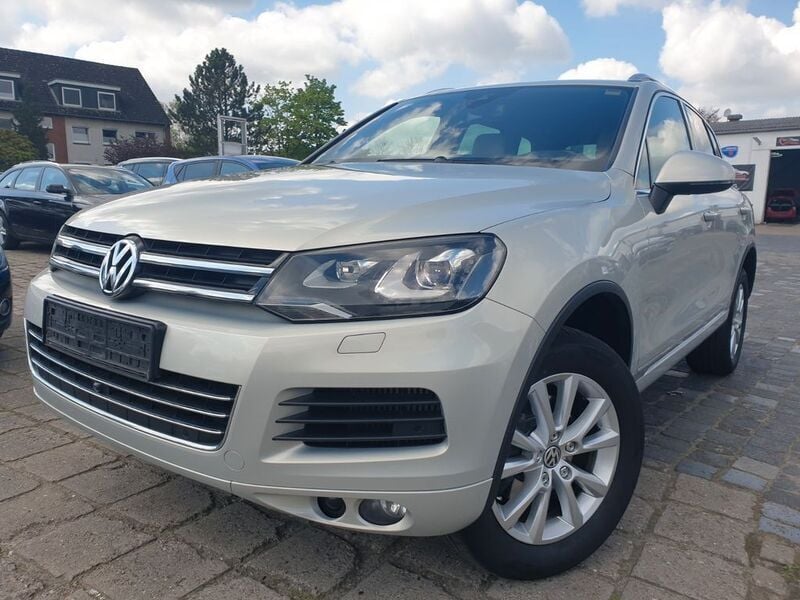 Silber Gebraucht 2011 VW Touareg Exclusive SUV | 14.990 € (Guter Preis) - Bild 1/4