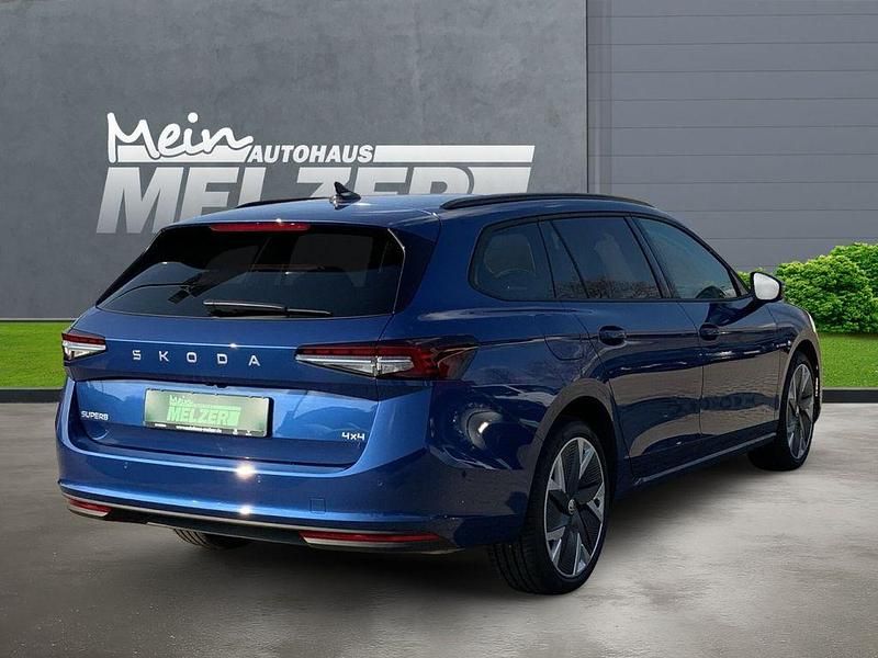 Gebraucht Skoda Superb 265 PS (194 kW) 2024 Blau Limousine