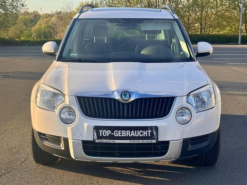 Używany Skoda Yeti Plus Edition 110 KM (80 kW) 2012 Biały SUV