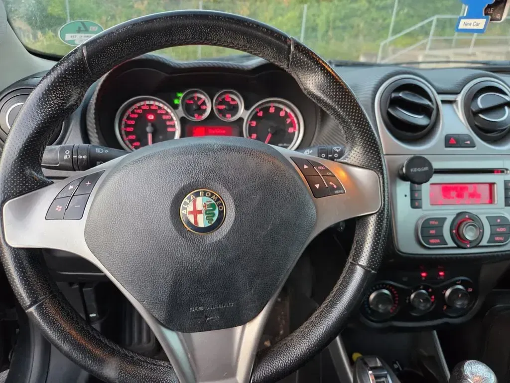 Gebraucht Alfa Romeo MiTo Super 105 PS (77 kW) 2012 Schwarz Kleinwagen