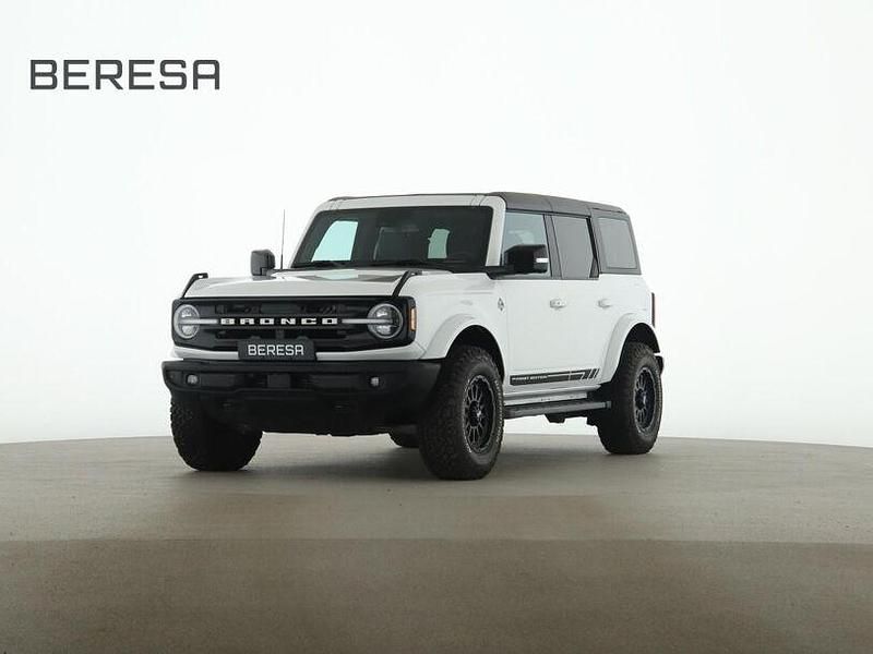 Weiß Gebraucht 2023 Ford Bronco Outer Banks SUV | 49.980 € (Guter Preis) - Bild 1/4