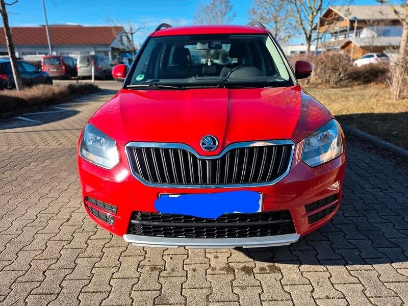 Rot Gebraucht 2015 Skoda Yeti SUV | 10.800 € (Guter Preis) - Bild 1/4