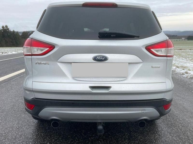 Gebraucht Ford Kuga 182 PS (133 kW) 2016 Silber SUV