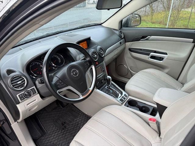 Gebraucht Opel Antara Design Edition 163 PS (119 kW) 2015 Smoke eye grey SUV