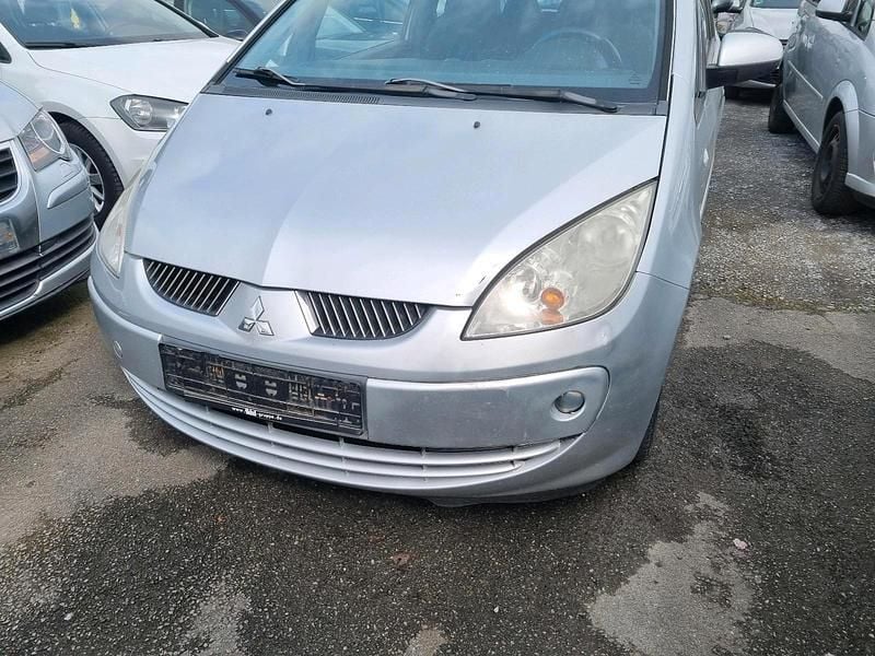 Gebraucht Mitsubishi Colt 95 PS (69 kW) 2006 Silber Kleinwagen