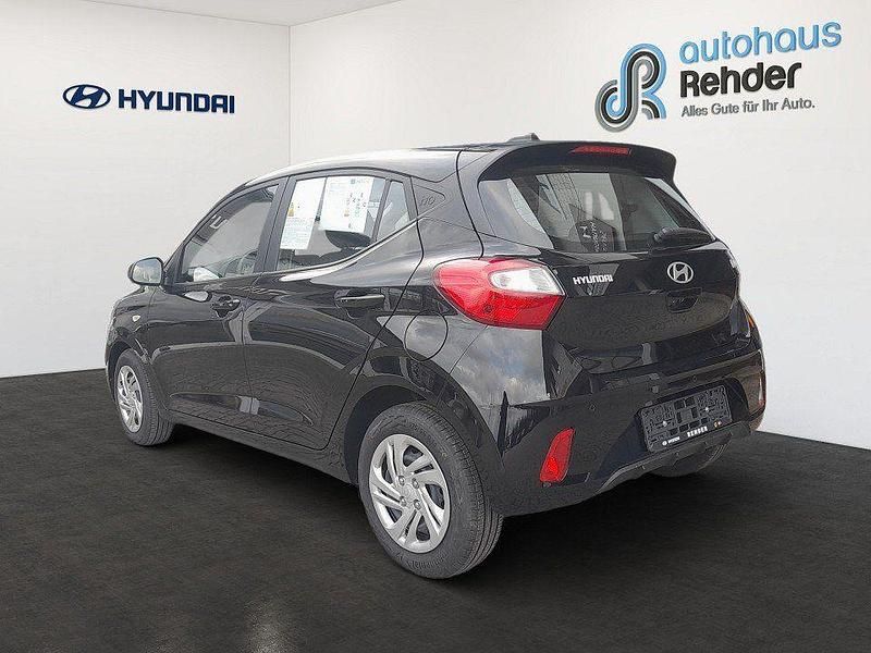 Neu Hyundai i10 Select 63 PS (46 kW) 2025 Schwarz Kleinwagen