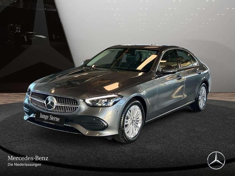 Gebraucht Mercedes C180 Advanced Plus 170 PS (125 kW) 2025 Grau Limousine