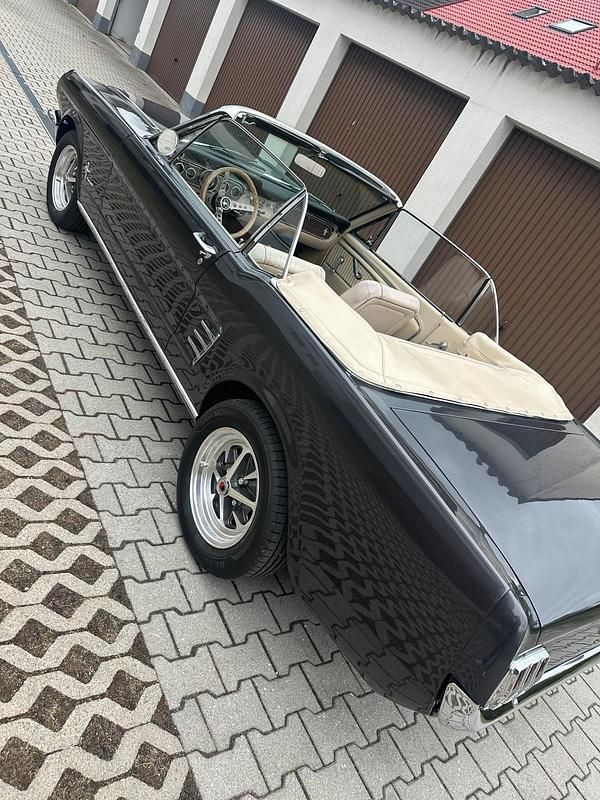 Second-hand Ford Mustang 147 CP (108 kW) 1966 Gri Cabrio