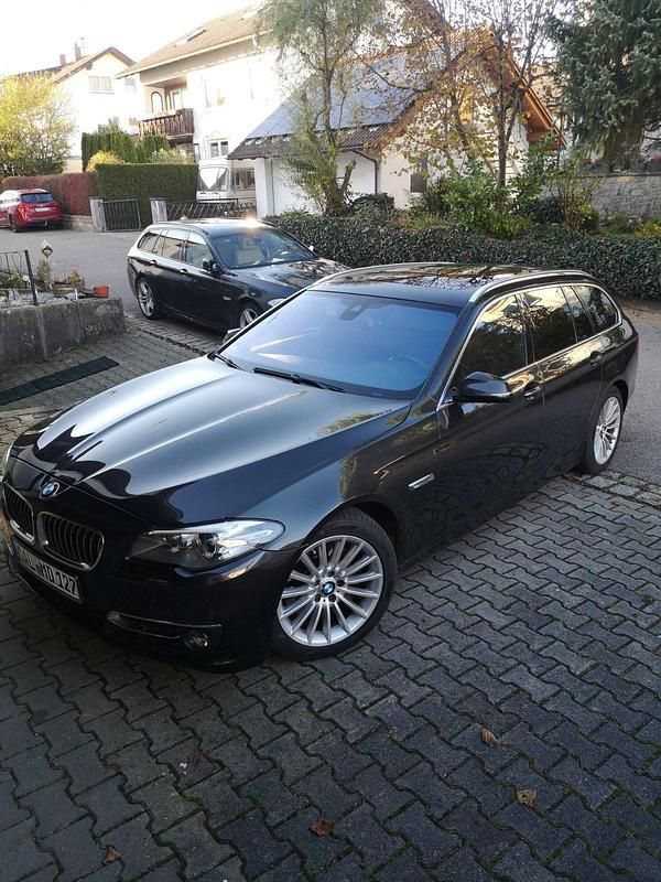 Schwarz Gebraucht 2014 BMW 530 Luxury Line Kombi | 13.500 € (Fairer Preis) - Bild 1/4