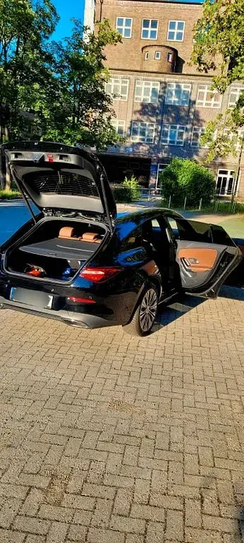 Gebraucht Mercedes CLA180 116 PS (85 kW) 2020 Schwarz Coupé