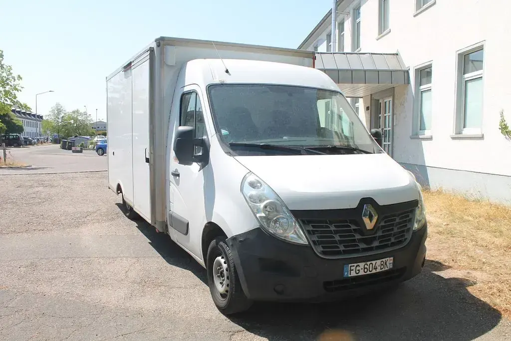 Gebraucht Renault Master 131 PS (96 kW) 2019 Weiß Van / Kleinbus