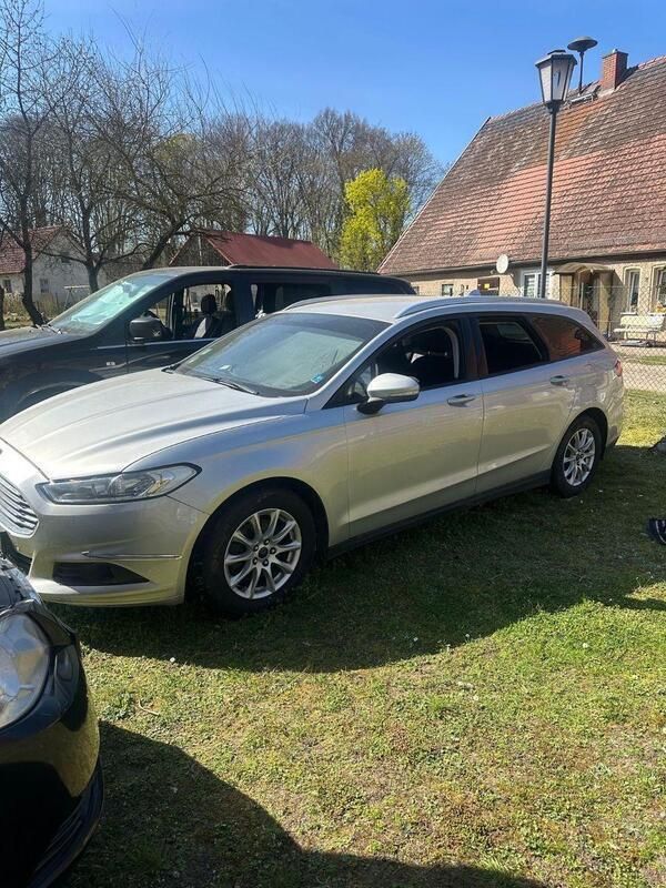 Silber Gebraucht 2016 Ford Mondeo Business Edition Kombi | 12.999 € (Fairer Preis) - Bild 1/4