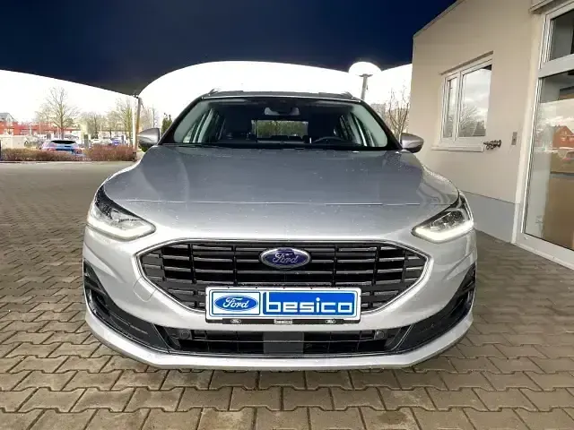 Gebraucht Ford Focus Titanium X 125 PS (91 kW) 2024 Polarsilber metallic Kombi
