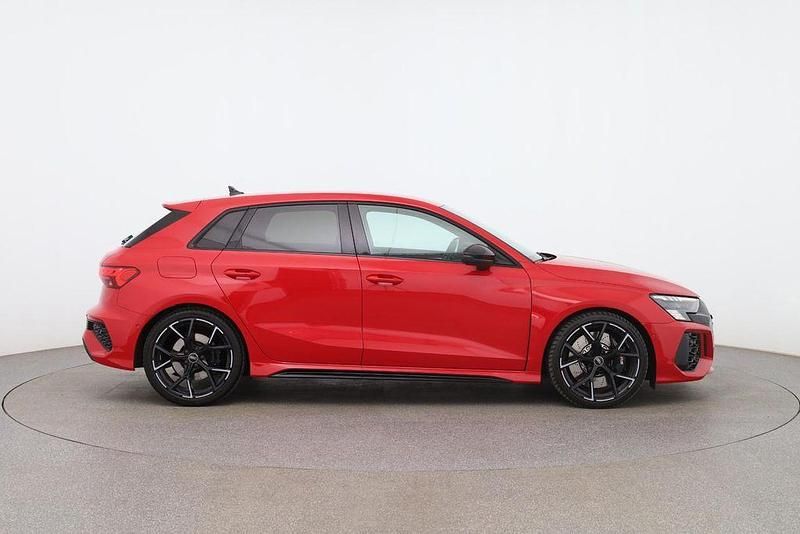 Gebraucht Audi RS3 Sportback Sport 400 PS (294 kW) 2022 Rot Kleinwagen