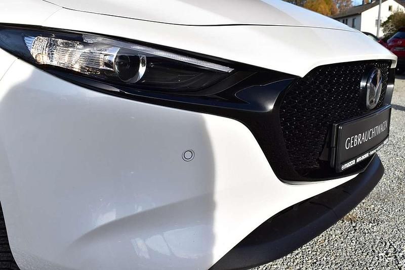 Gebraucht Mazda 3 Nagisa 140 PS (102 kW) 2025 Snowflake white pearl (metallic) Limousine