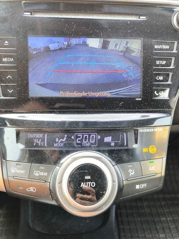 Gebraucht Toyota Prius+ 99 PS (72 kW) 2020 Weiß Van / Kleinbus