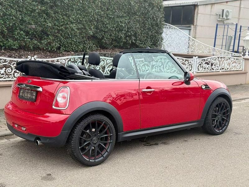 Gebraucht Mini Cooper Cabriolet 122 PS (89 kW) 2015 Rot Cabrio