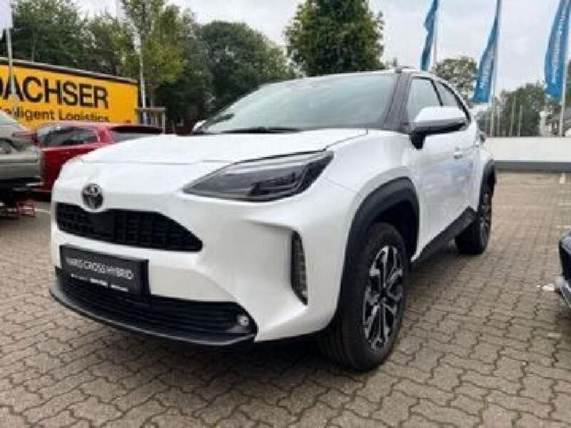 Weiß Neu 2025 Toyota Yaris Cross SUV | 29.950 € (Fairer Preis) - Bild 1/4