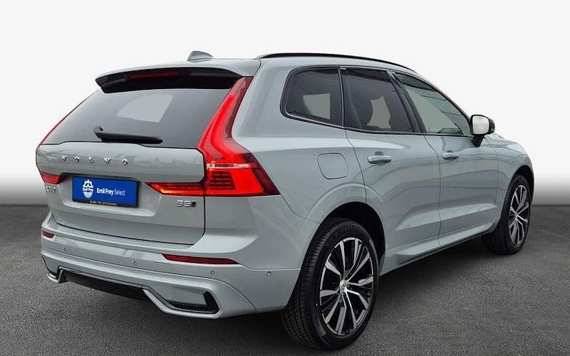 Gebraucht Volvo XC60 Plus 250 PS (183 kW) 2025 Grau SUV