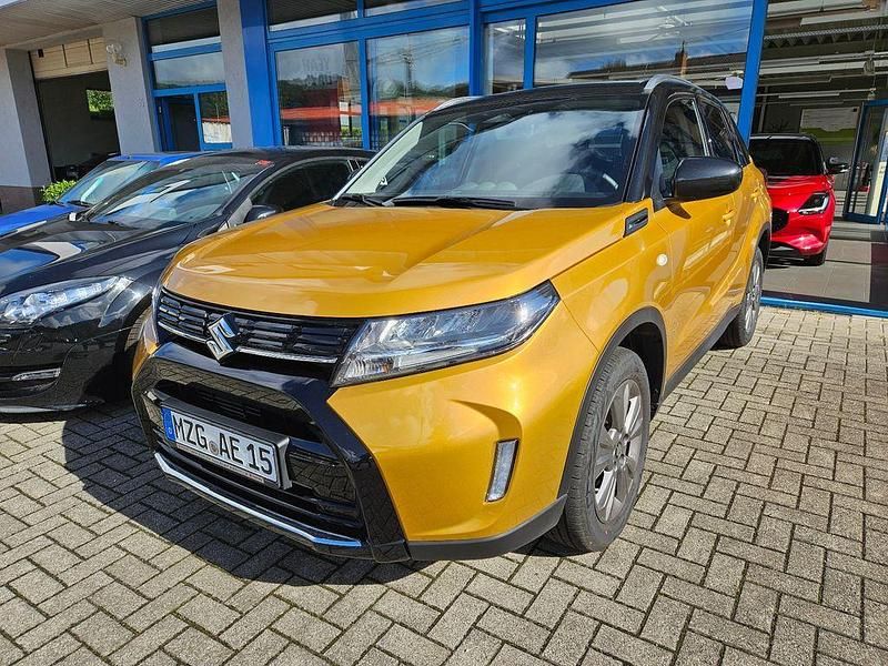Gold Gebraucht 2025 Suzuki Vitara Comfort SUV | 23.990 € (Fairer Preis) - Bild 1/3